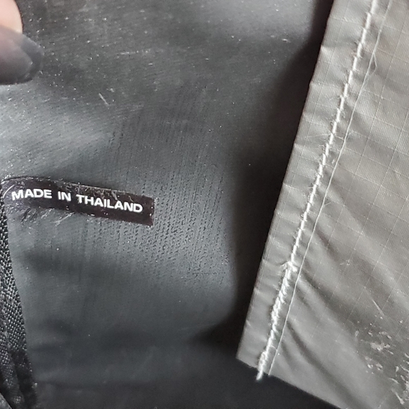 Calvin Klein CK Y2K Crossbody Messenger Computer Bag - Picture 8 of 14